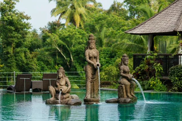 pool bar